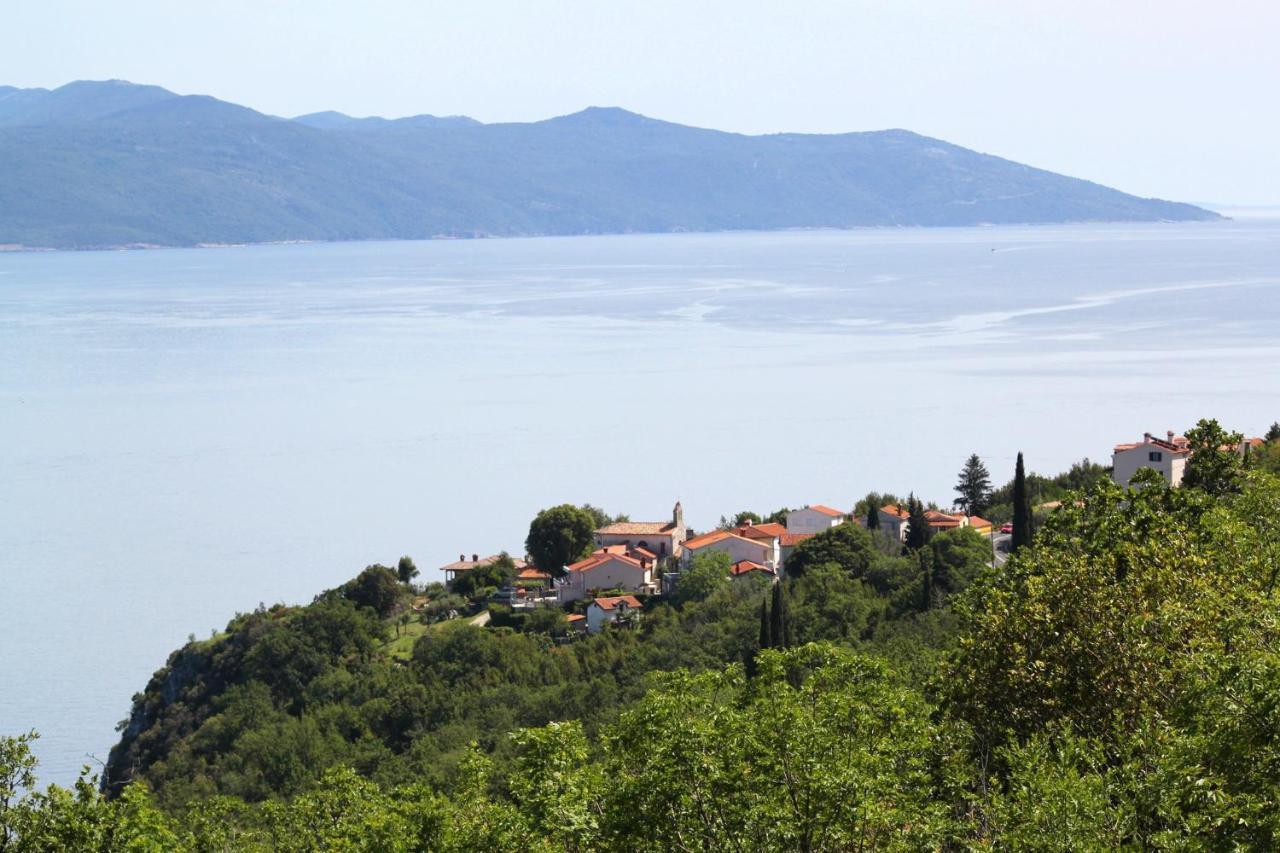Apartments With A Parking Space Kraj, Opatija - 7794 Kraj  Εξωτερικό φωτογραφία